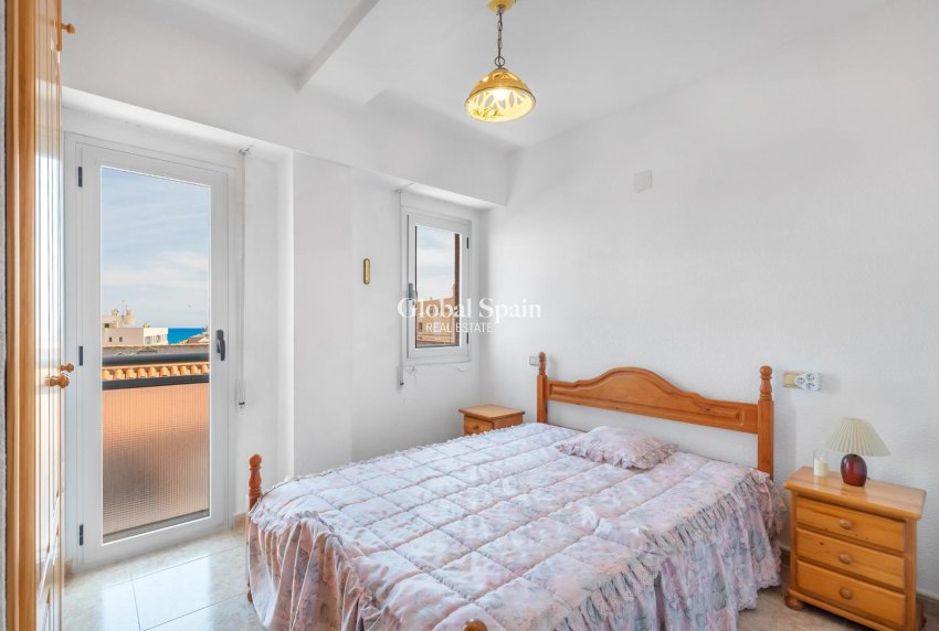 Venta - APARTAMENTO -
TORREVIEJA - La Mata pueblo