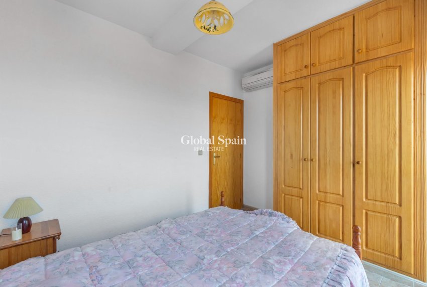 Venta - APARTAMENTO -
TORREVIEJA - La Mata pueblo