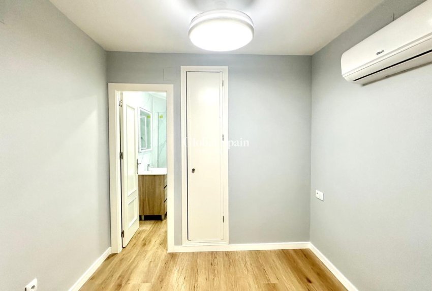 Venta - APARTAMENTO -
TORREVIEJA - La Mata pueblo