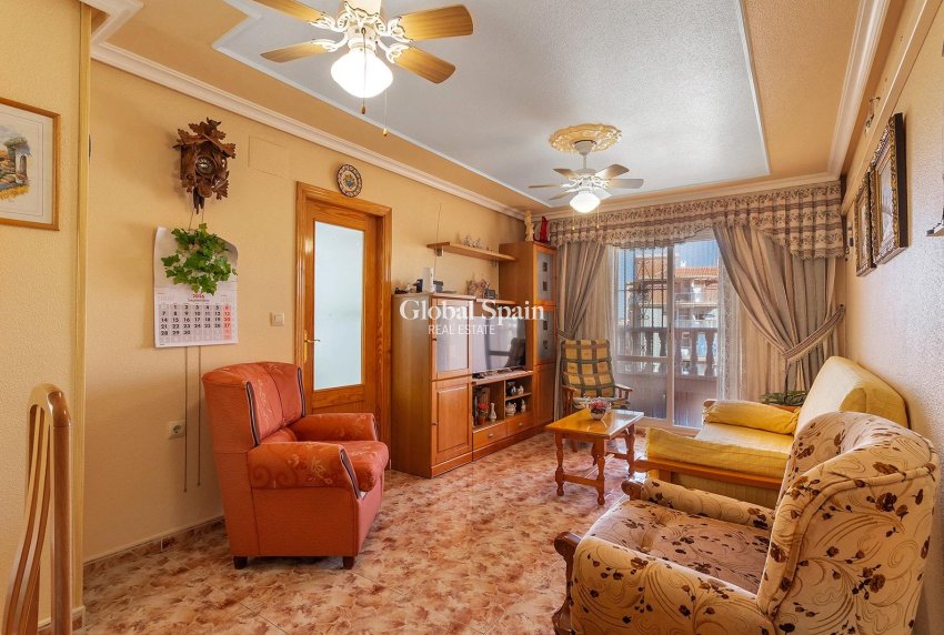 Venta - APARTAMENTO -
TORREVIEJA - La Mata pueblo