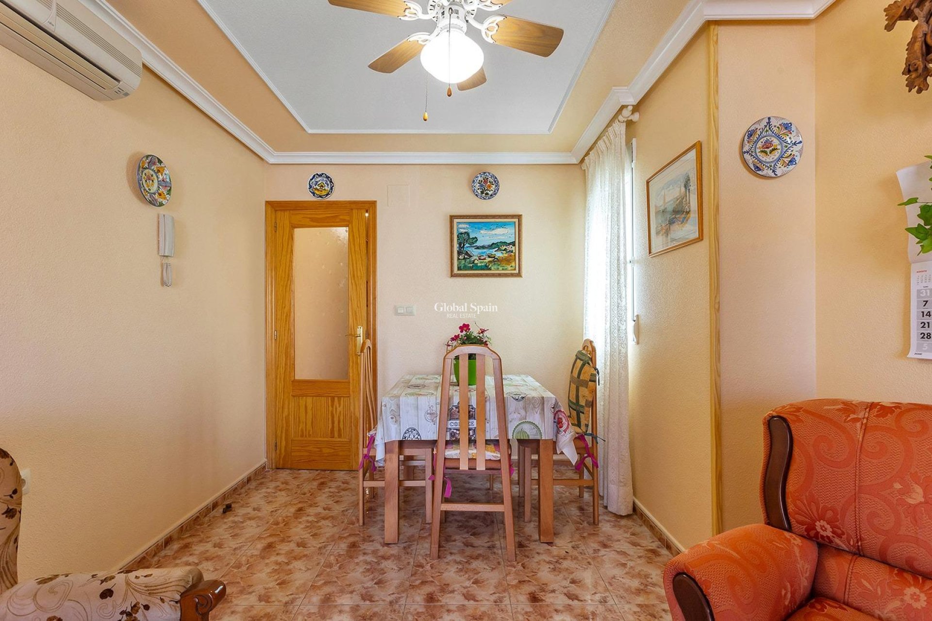 Venta - APARTAMENTO -
TORREVIEJA - La Mata pueblo