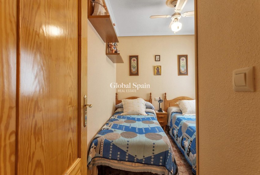 Venta - APARTAMENTO -
TORREVIEJA - La Mata pueblo