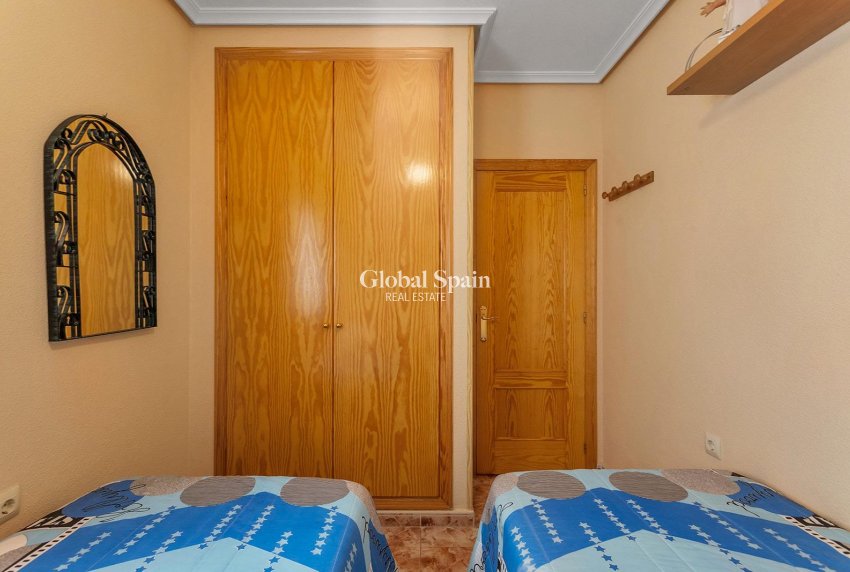 Venta - APARTAMENTO -
TORREVIEJA - La Mata pueblo