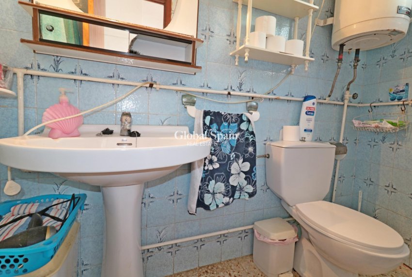 Venta - APARTAMENTO -
TORREVIEJA - La Mata pueblo