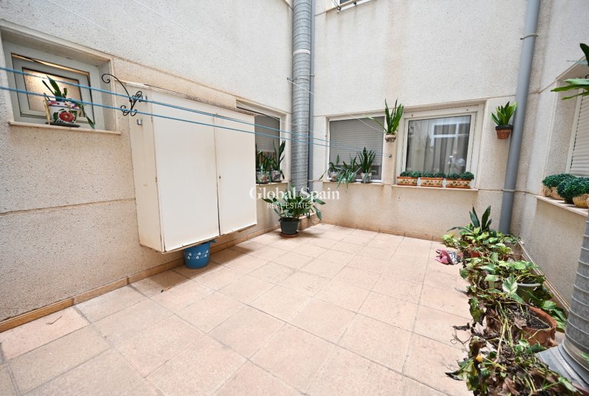 Venta - APARTAMENTO -
TORREVIEJA - La Mata