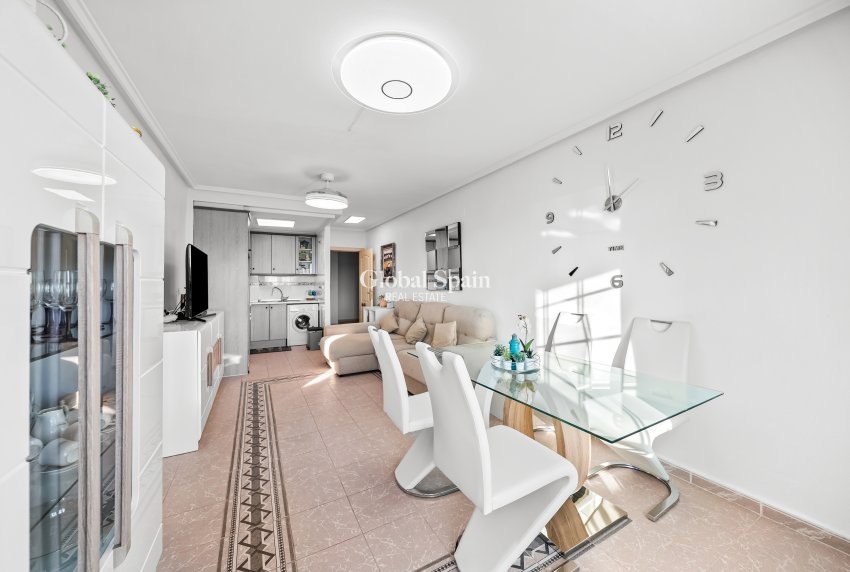 Venta - Apartamento -
TORREVIEJA - La Mata