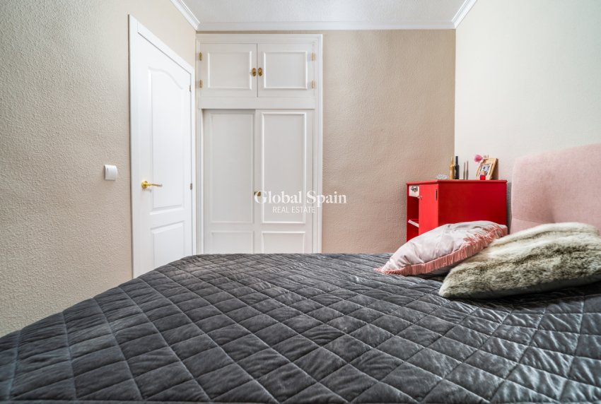 Venta - APARTAMENTO -
TORREVIEJA - La Mata