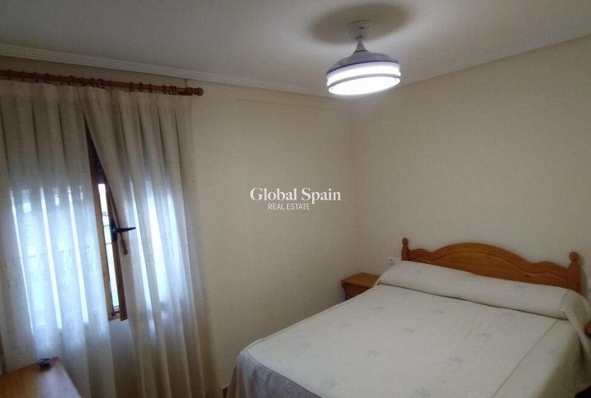 Venta - APARTAMENTO -
TORREVIEJA - La Mata