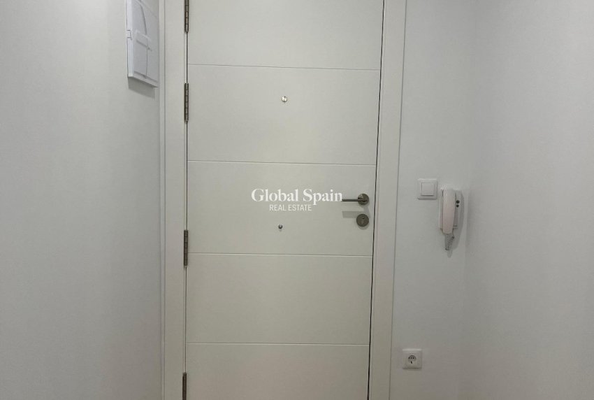 Venta - APARTAMENTO -
TORREVIEJA - La Mata