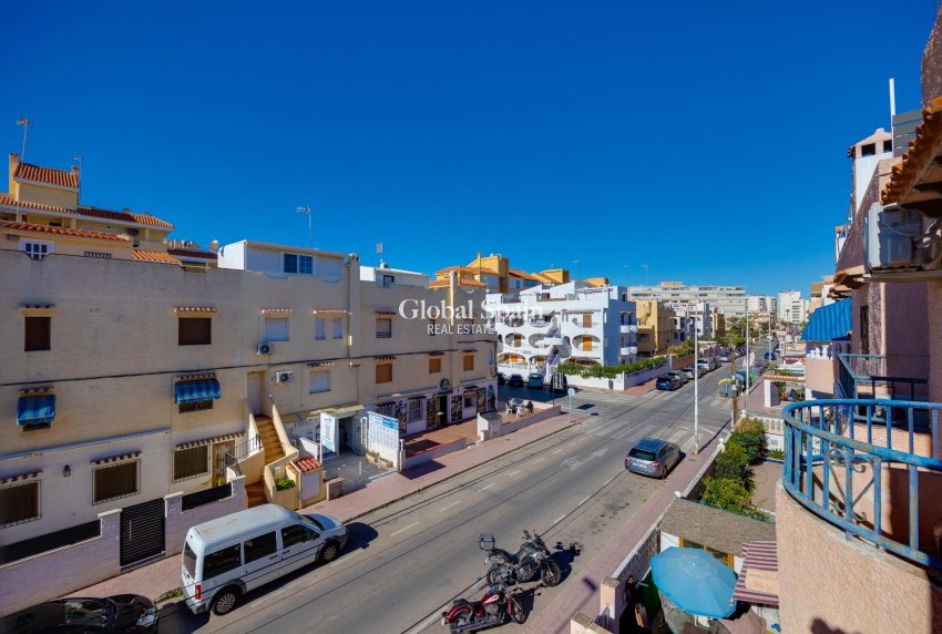 Venta - APARTAMENTO -
TORREVIEJA - La Mata
