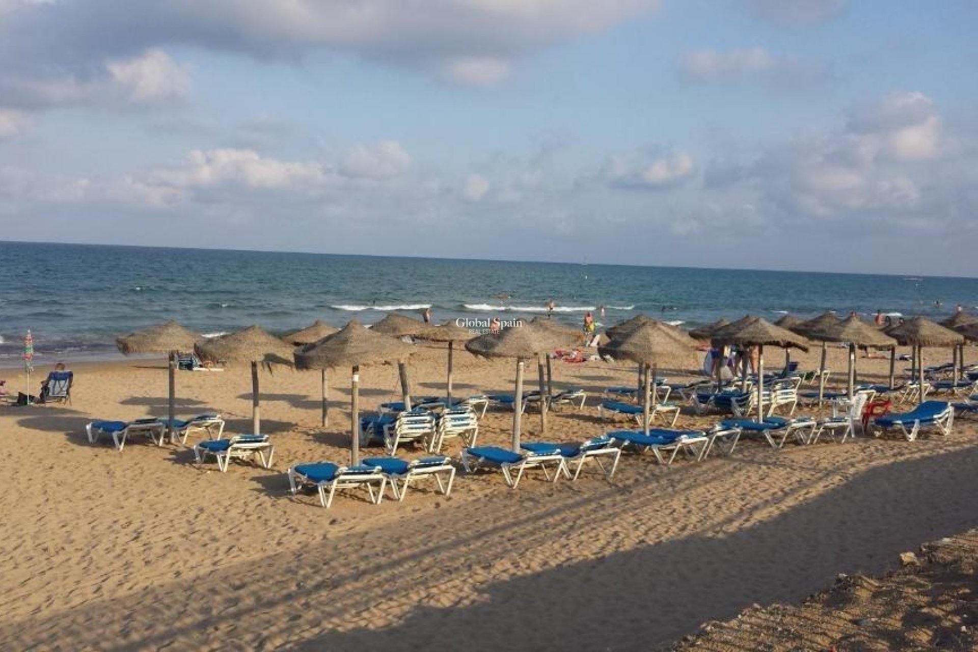 Venta - APARTAMENTO -
TORREVIEJA - La Mata