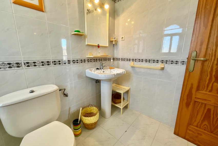 Venta - APARTAMENTO -
TORREVIEJA - La Mata