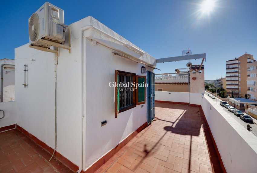 Venta - APARTAMENTO -
TORREVIEJA - La Mata
