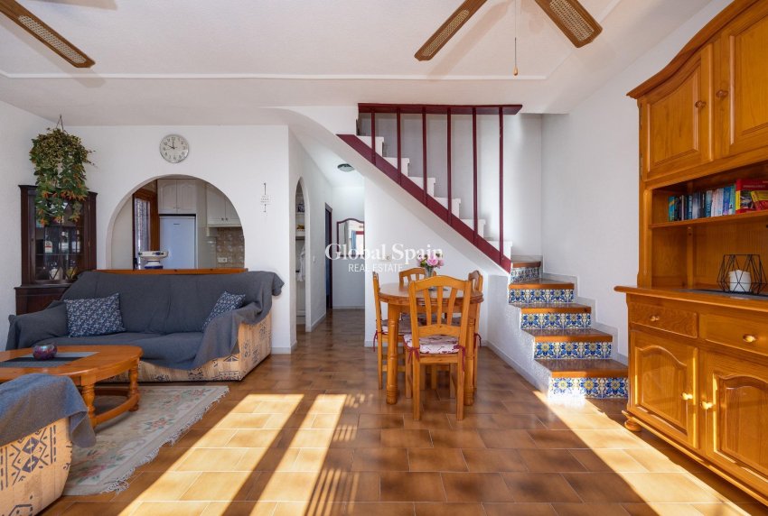 Venta - APARTAMENTO -
TORREVIEJA - La Mata