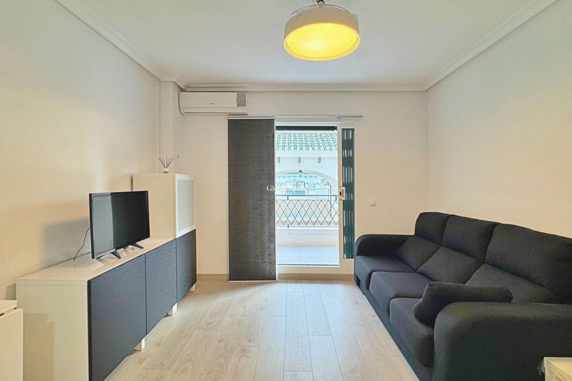 Venta - APARTAMENTO -
TORREVIEJA - La Mata