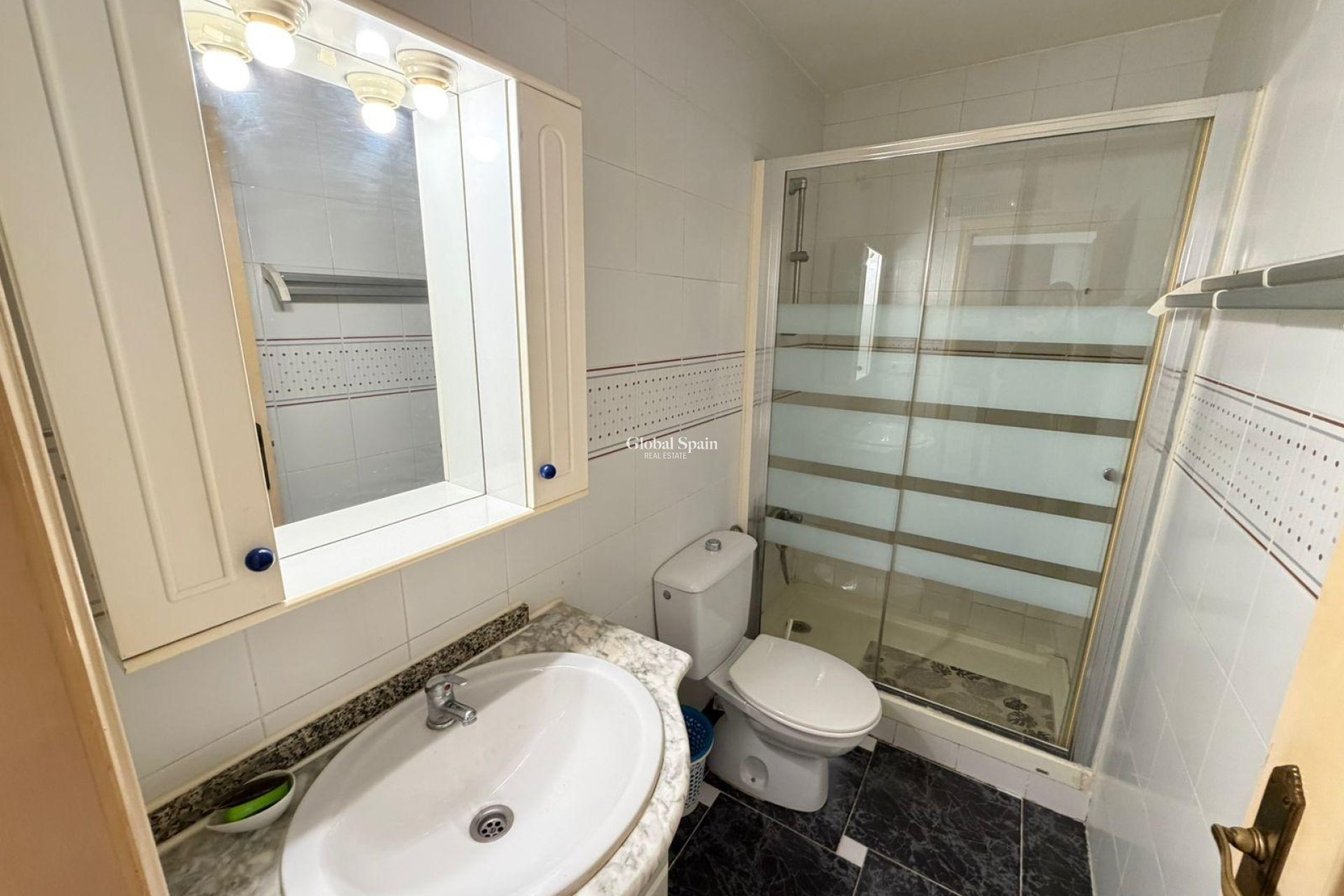 Venta - APARTAMENTO -
TORREVIEJA - La Mata