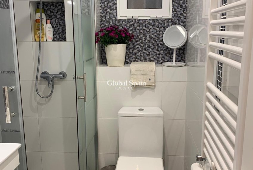 Venta - APARTAMENTO -
TORREVIEJA - La Mata