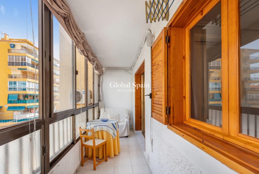 Venta - APARTAMENTO -
TORREVIEJA - La Mata