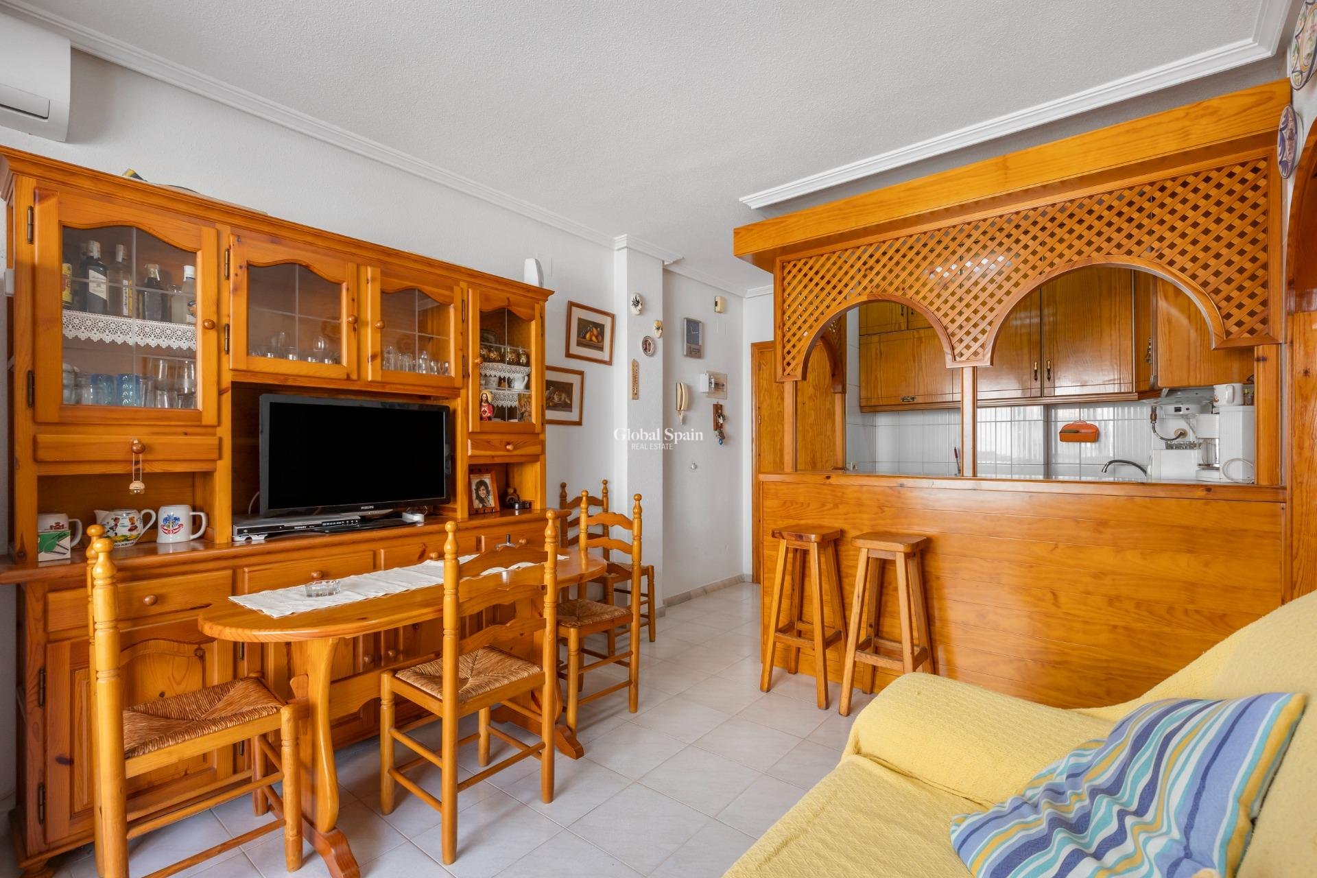 Venta - APARTAMENTO -
TORREVIEJA - La Mata