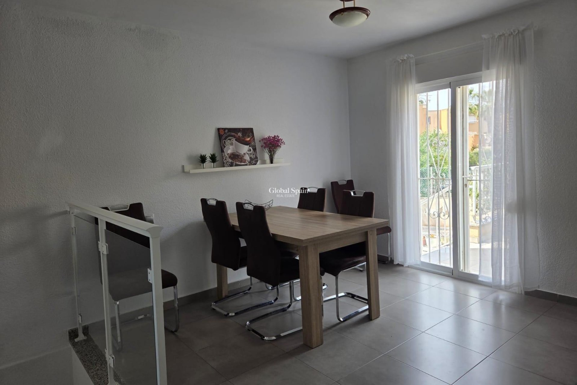 Venta - APARTAMENTO -
TORREVIEJA - La Mata