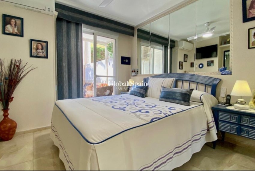 Venta - APARTAMENTO -
TORREVIEJA - La Mata