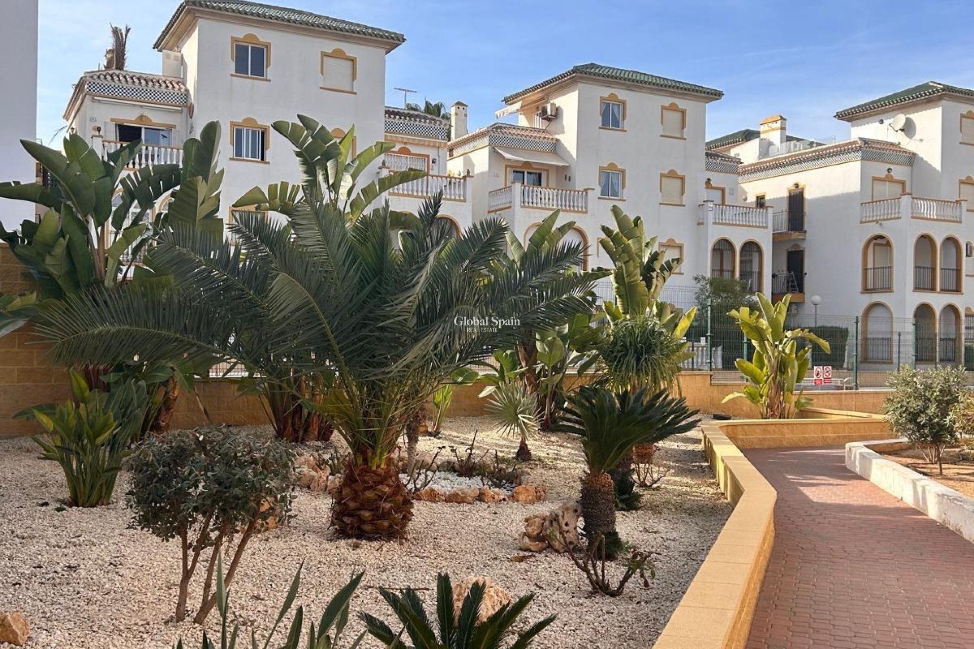 Venta - APARTAMENTO -
TORREVIEJA - La Mata
