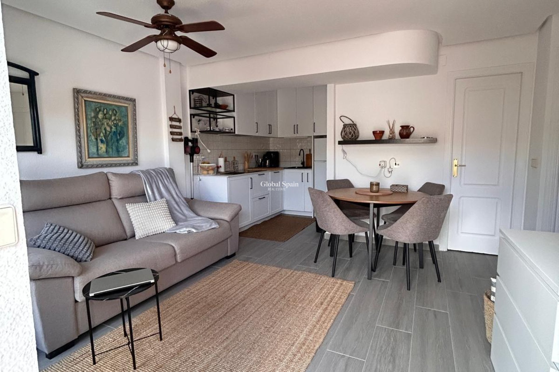 Venta - APARTAMENTO -
TORREVIEJA - La Mata
