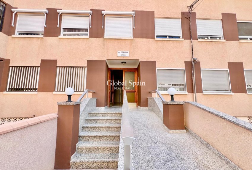 Venta - APARTAMENTO -
TORREVIEJA - La Mata