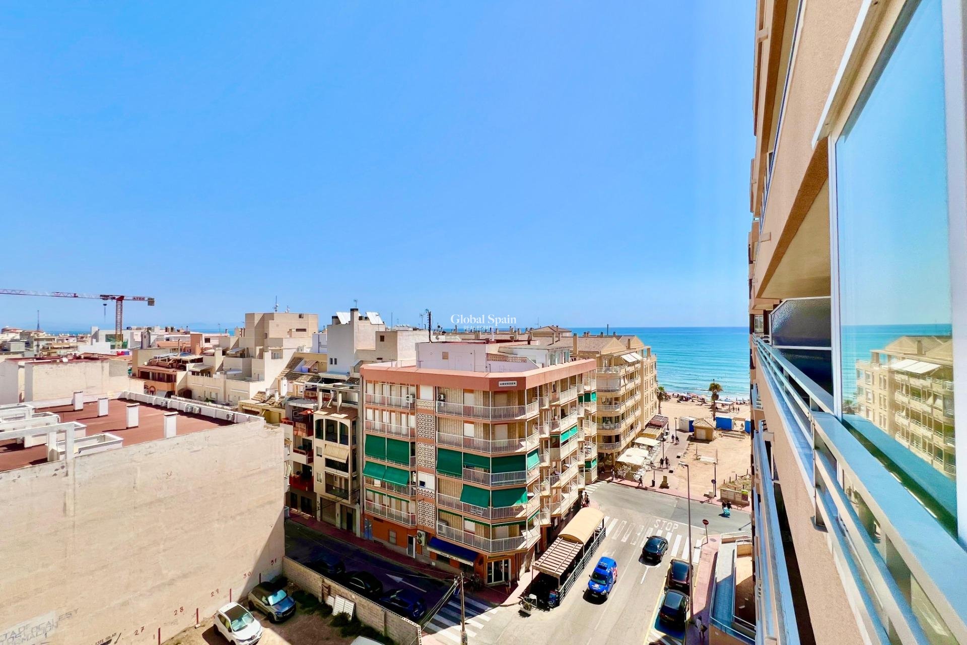 Venta - APARTAMENTO -
TORREVIEJA - La Mata