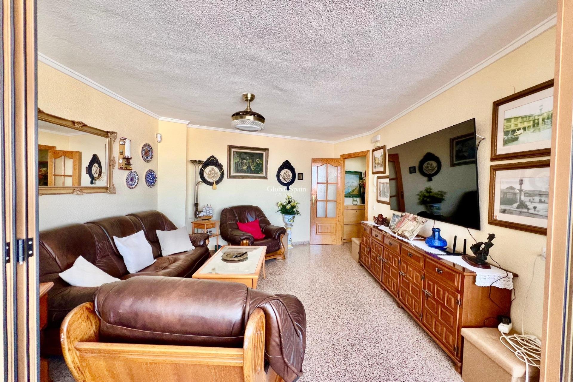 Venta - APARTAMENTO -
TORREVIEJA - La Mata