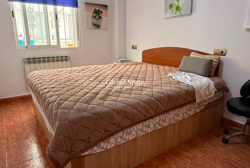 Venta - APARTAMENTO -
TORREVIEJA - La Mata