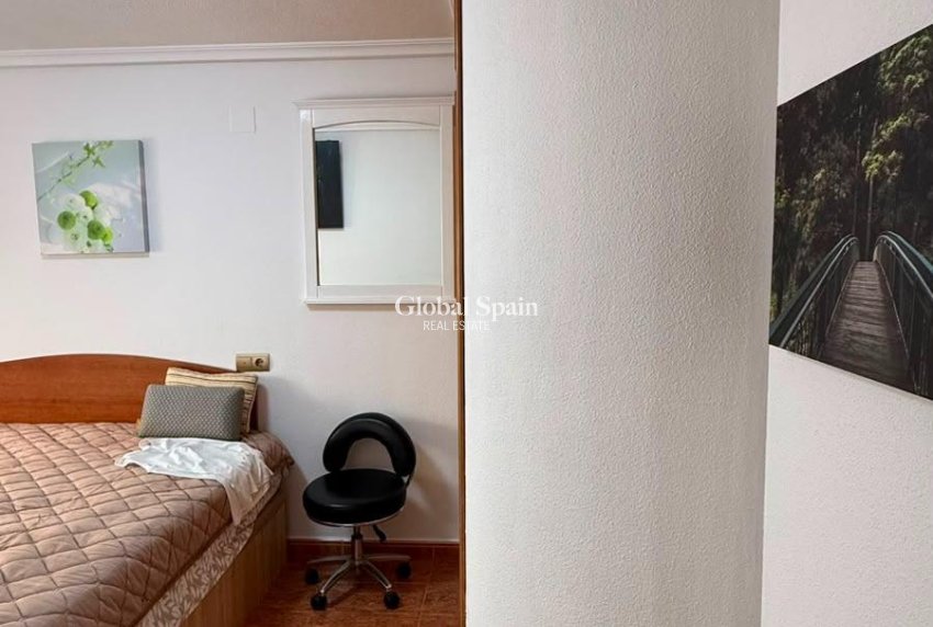 Venta - APARTAMENTO -
TORREVIEJA - La Mata