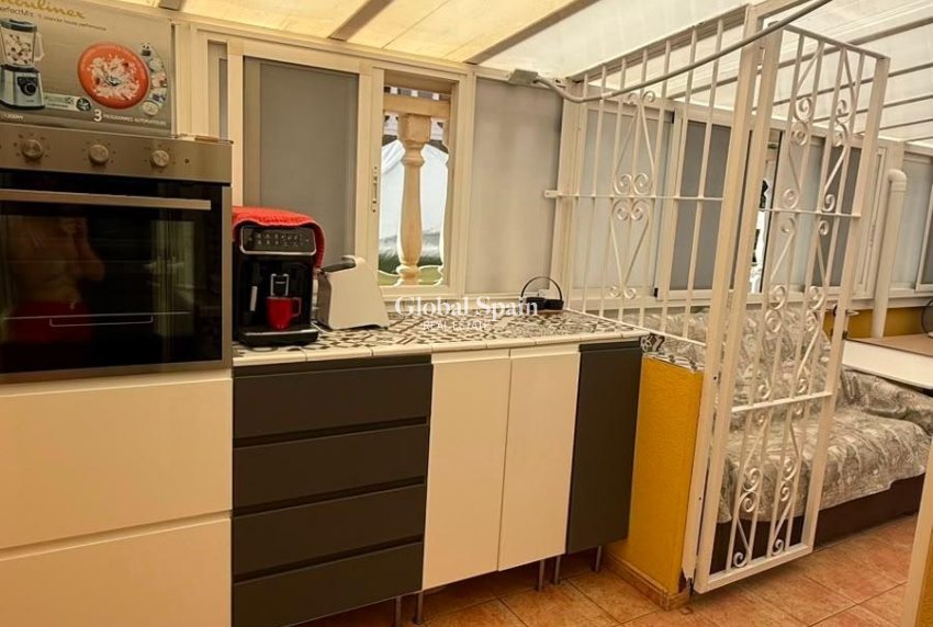 Venta - APARTAMENTO -
TORREVIEJA - La Mata