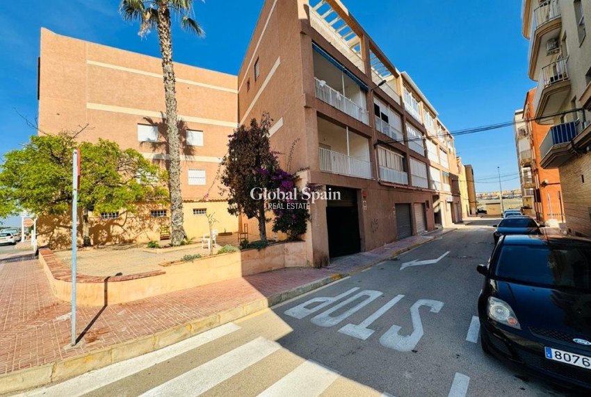 Venta - Apartamento -
TORREVIEJA - La Mata