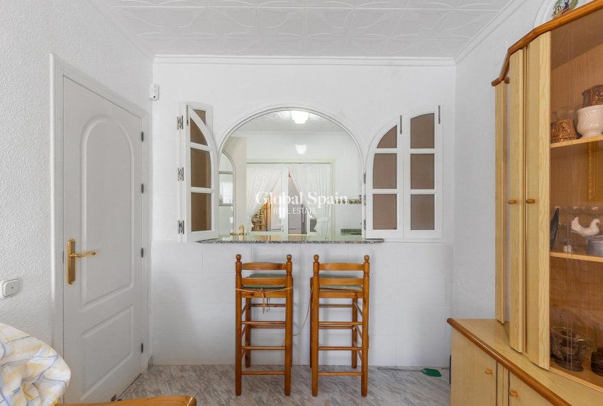 Venta - APARTAMENTO -
TORREVIEJA - La Siesta - El Salado - Torreta