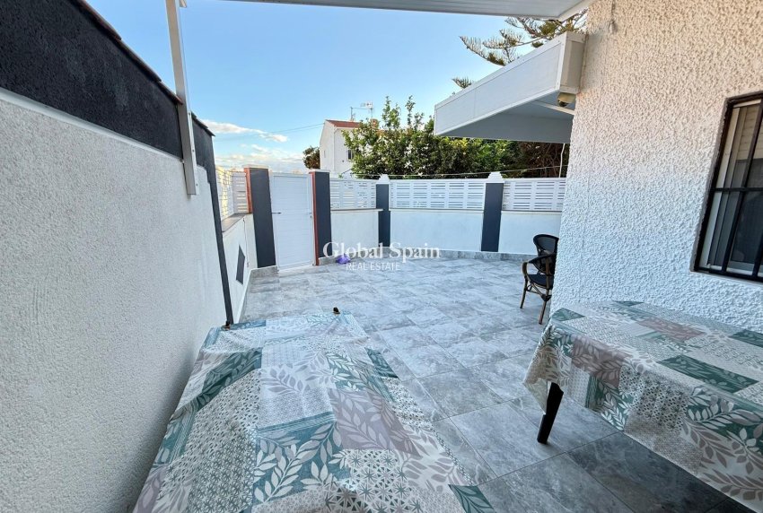 Venta - APARTAMENTO -
TORREVIEJA - La Siesta - El Salado - Torreta