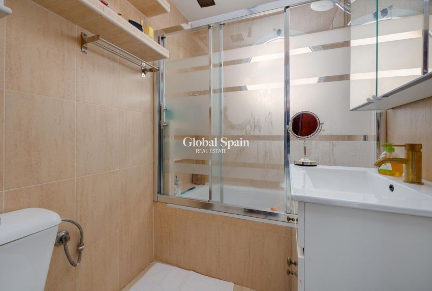 Venta - APARTAMENTO -
TORREVIEJA - La Siesta - El Salado - Torreta