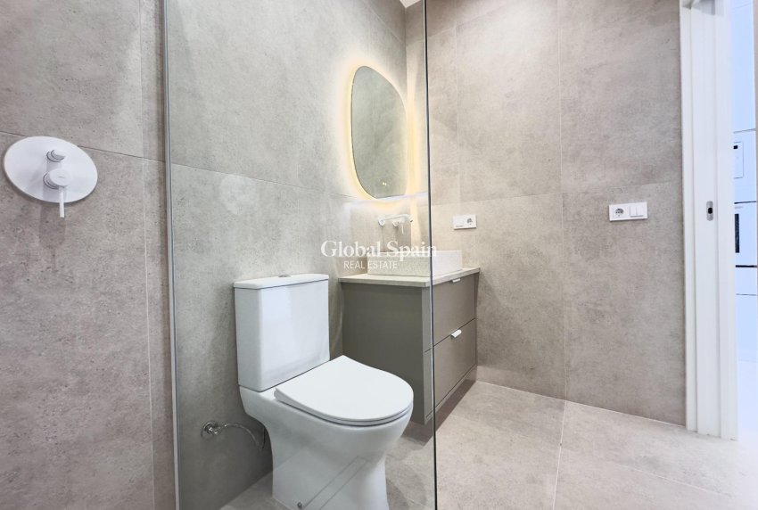 Venta - APARTAMENTO -
TORREVIEJA - La Siesta - El Salado - Torreta