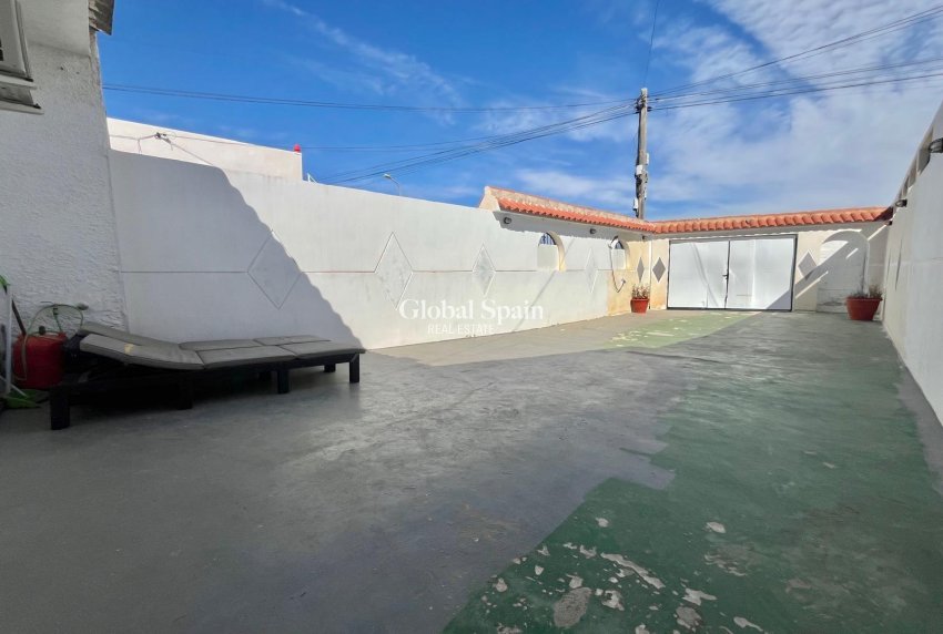 Venta - APARTAMENTO -
TORREVIEJA - La Siesta - El Salado - Torreta