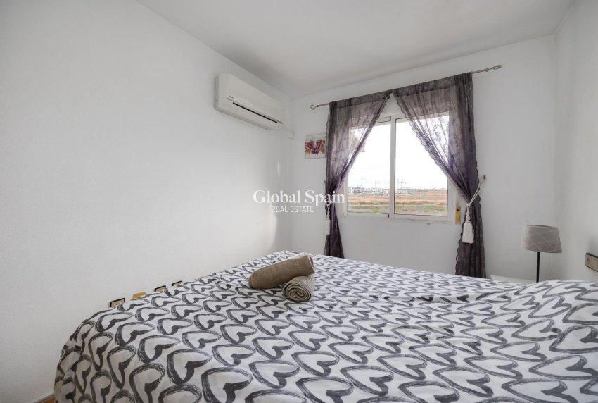 Venta - APARTAMENTO -
TORREVIEJA - La Siesta - El Salado - Torreta