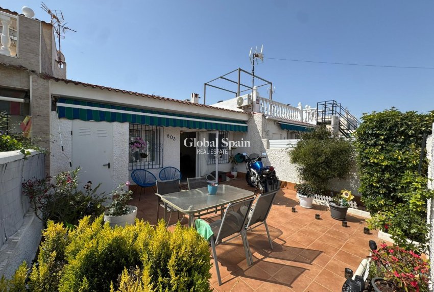 Venta - APARTAMENTO -
TORREVIEJA - La Siesta - El Salado - Torreta