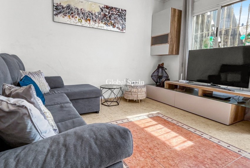 Venta - APARTAMENTO -
TORREVIEJA - La Siesta - El Salado -  Torreta