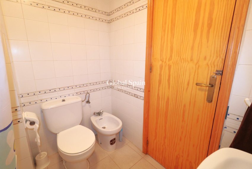 Venta - APARTAMENTO -
TORREVIEJA - La Veleta