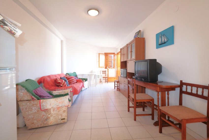 Venta - APARTAMENTO -
TORREVIEJA - La Veleta
