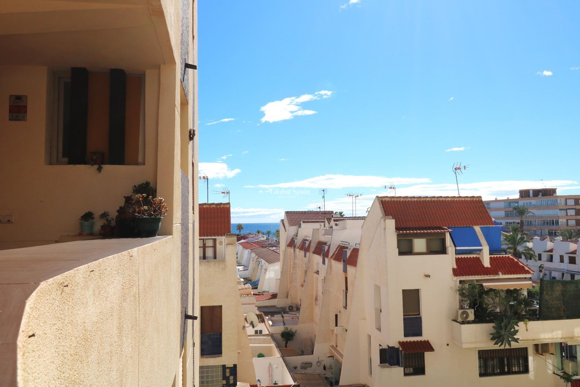 Venta - APARTAMENTO -
TORREVIEJA - La Veleta