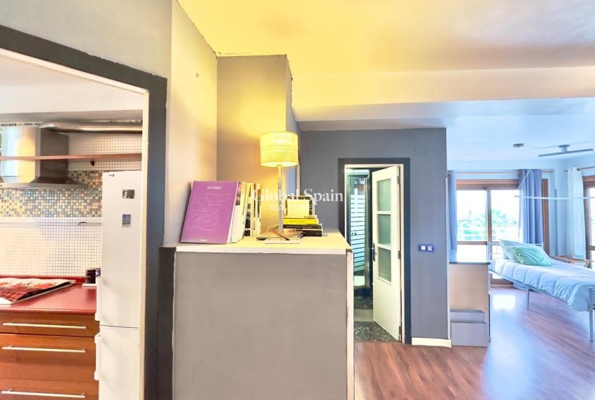 Venta - APARTAMENTO -
TORREVIEJA - La Veleta