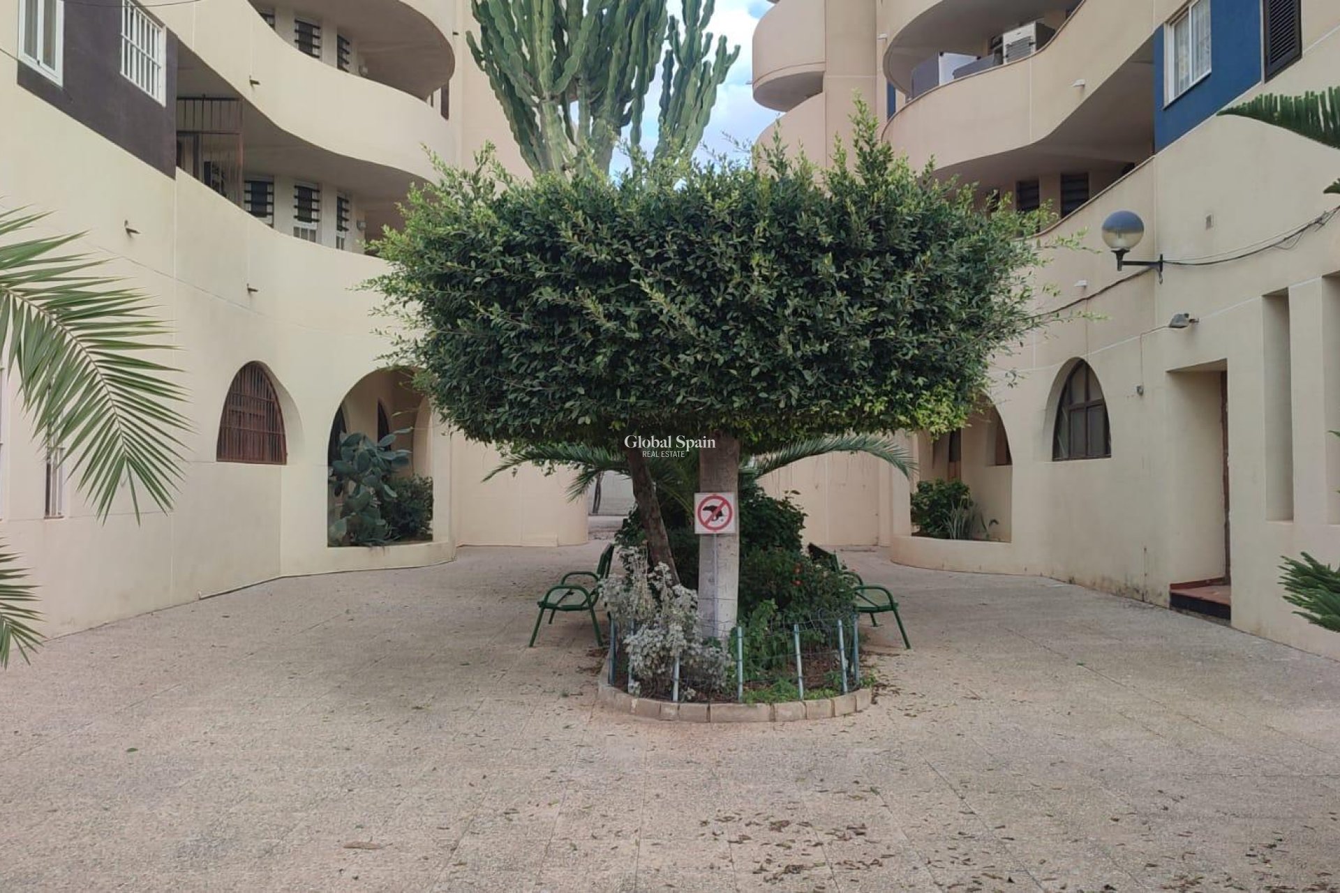 Venta - APARTAMENTO -
TORREVIEJA - La Veleta