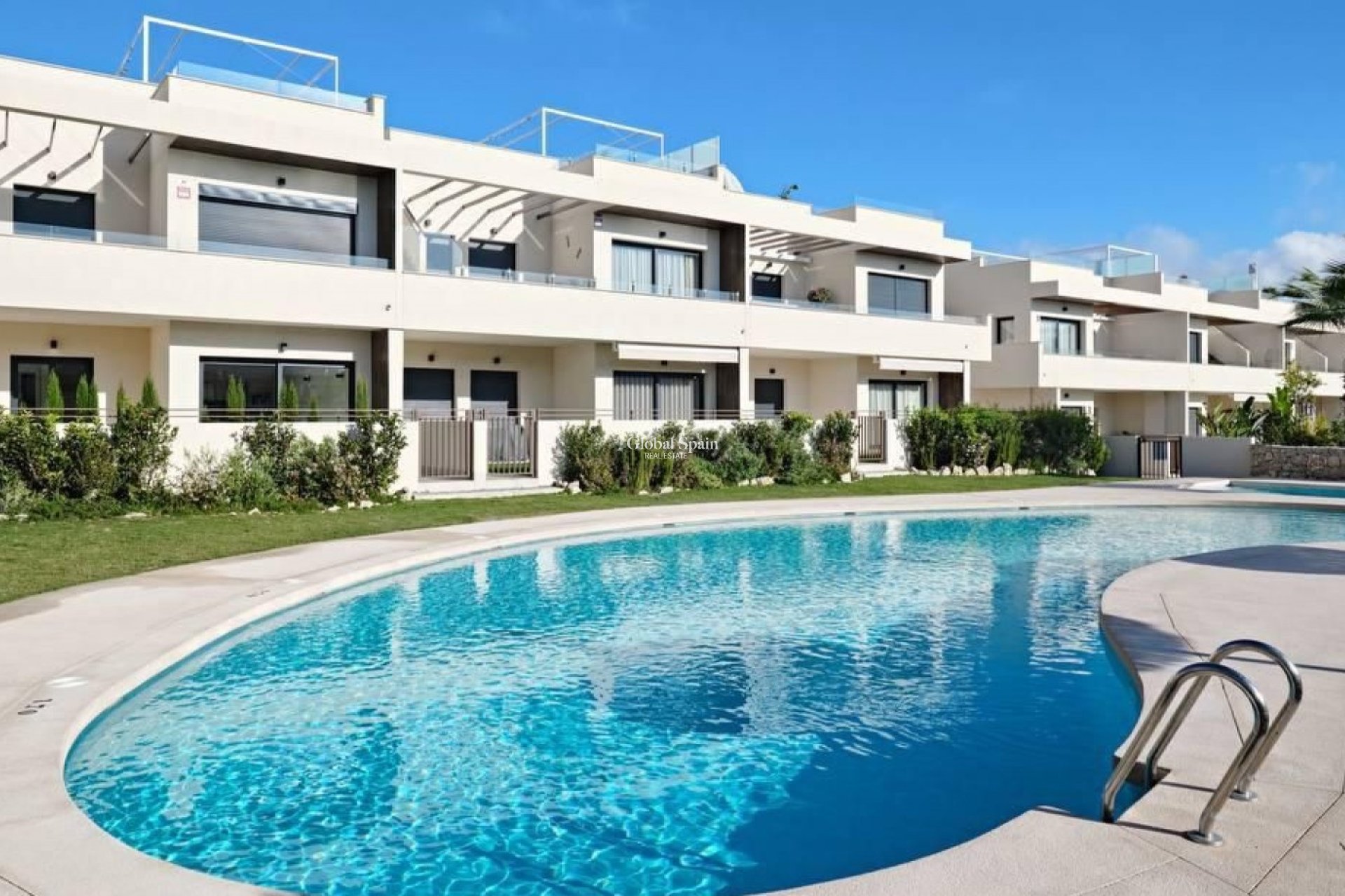 Venta - APARTAMENTO -
TORREVIEJA - La veleta