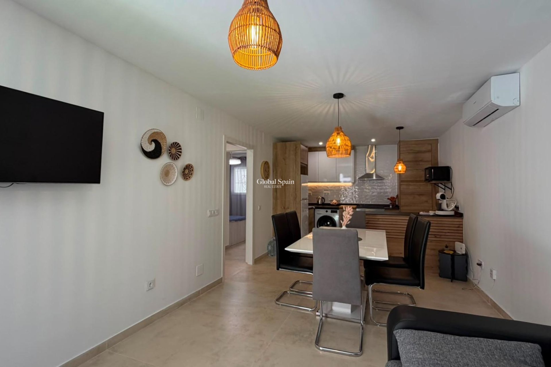 Venta - APARTAMENTO -
TORREVIEJA - La Veleta