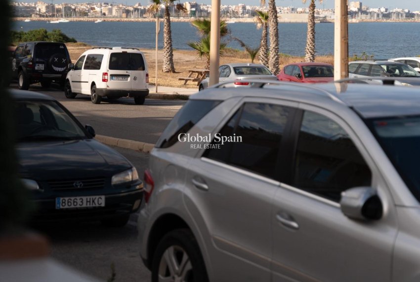 Venta - APARTAMENTO -
TORREVIEJA - La Veleta